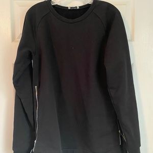 Medium Amalli Talli Black Crewneck Sweatshirt